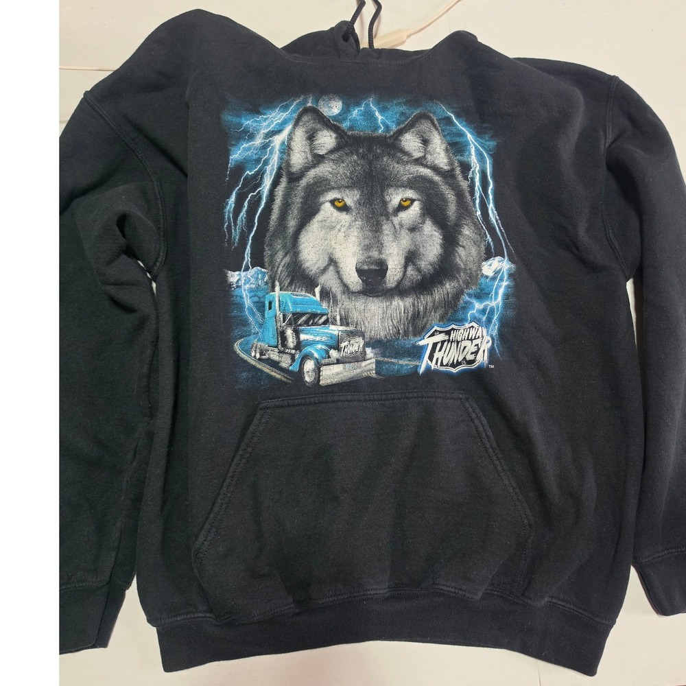Gildan Heavy Blend Highway Thunder Wolf Trucker Lightning Graphic Hoodie Black L